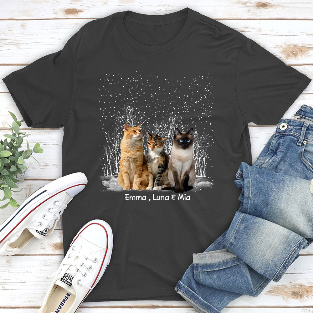 Personalized Custom Unisex Winter Cat Photo T-shirt - Ideal Gift for Pet Lovers