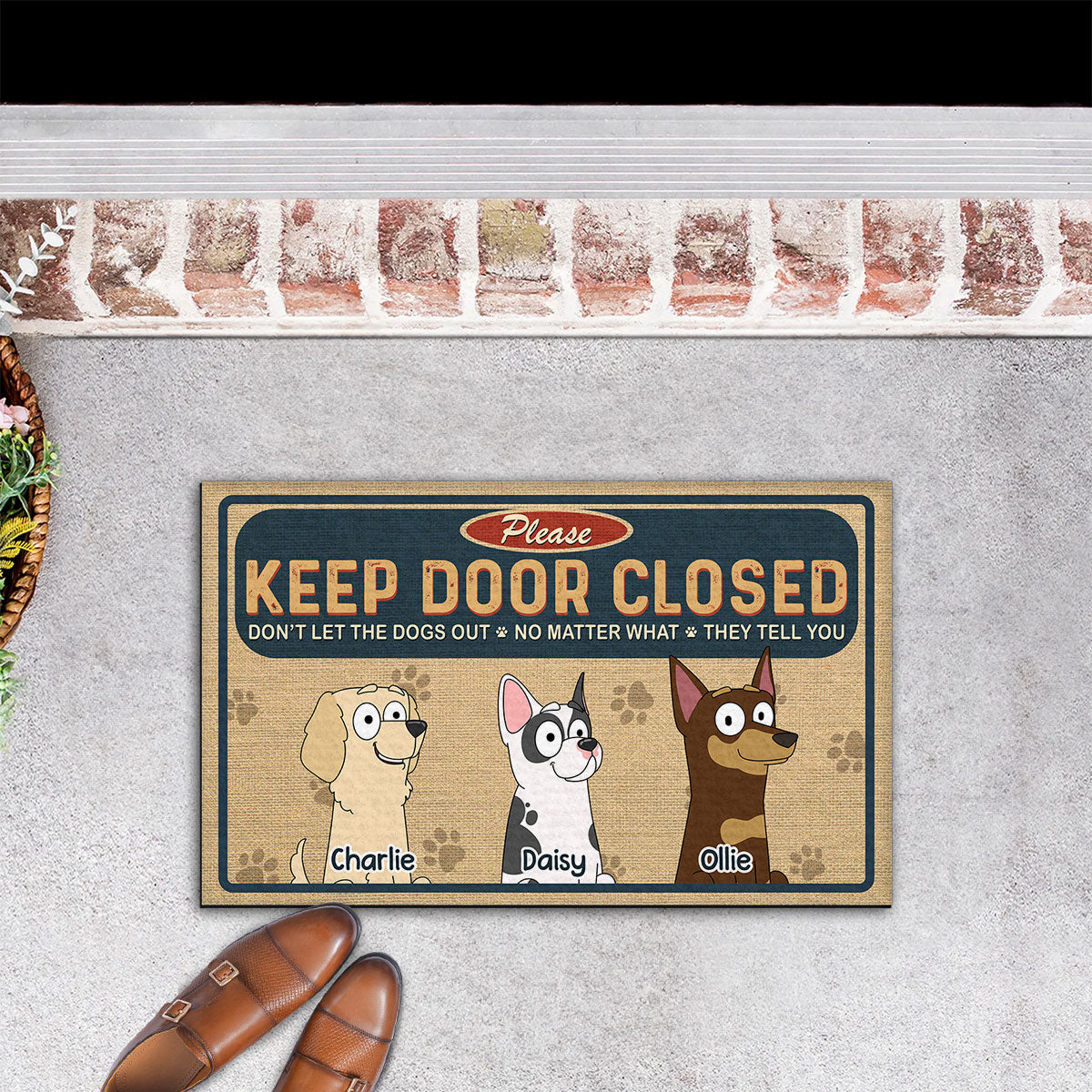 Personalized Custom 'Please Keep Door Closed' Doormat for Pet Lovers